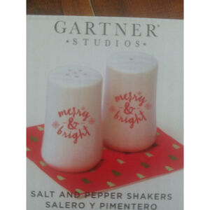 salt and pepper shakers